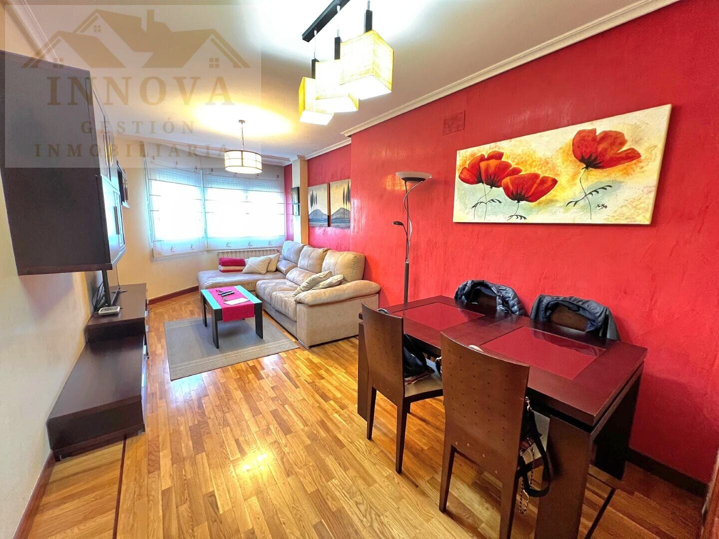 Flat for sale in El Carmen - Casas del Hogar