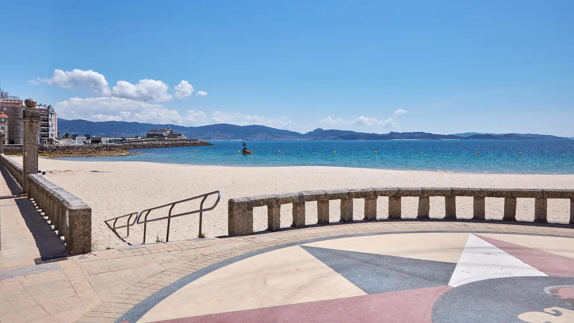 Vista exterior de Piso en venta en Sanxenxo con Aire acondicionado, Calefacción y Terraza