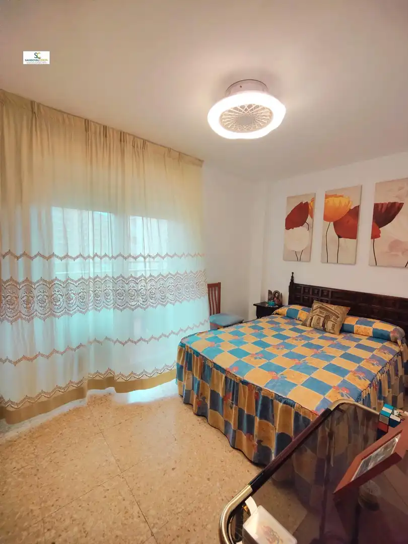 Habitación de Piso en venta en Alicante / Alacant con Terraza, Trastero y Piscina comunitaria