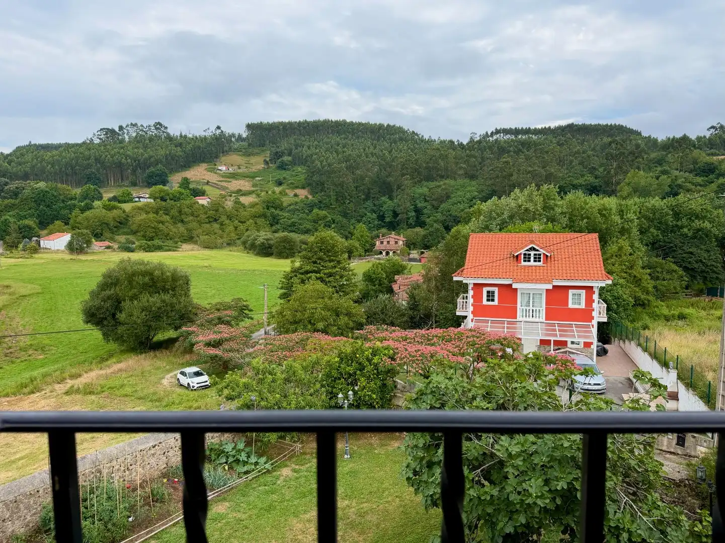 Vista exterior de Casa o xalet en venda en Polanco amb Calefacció, Jardí privat i Terrassa