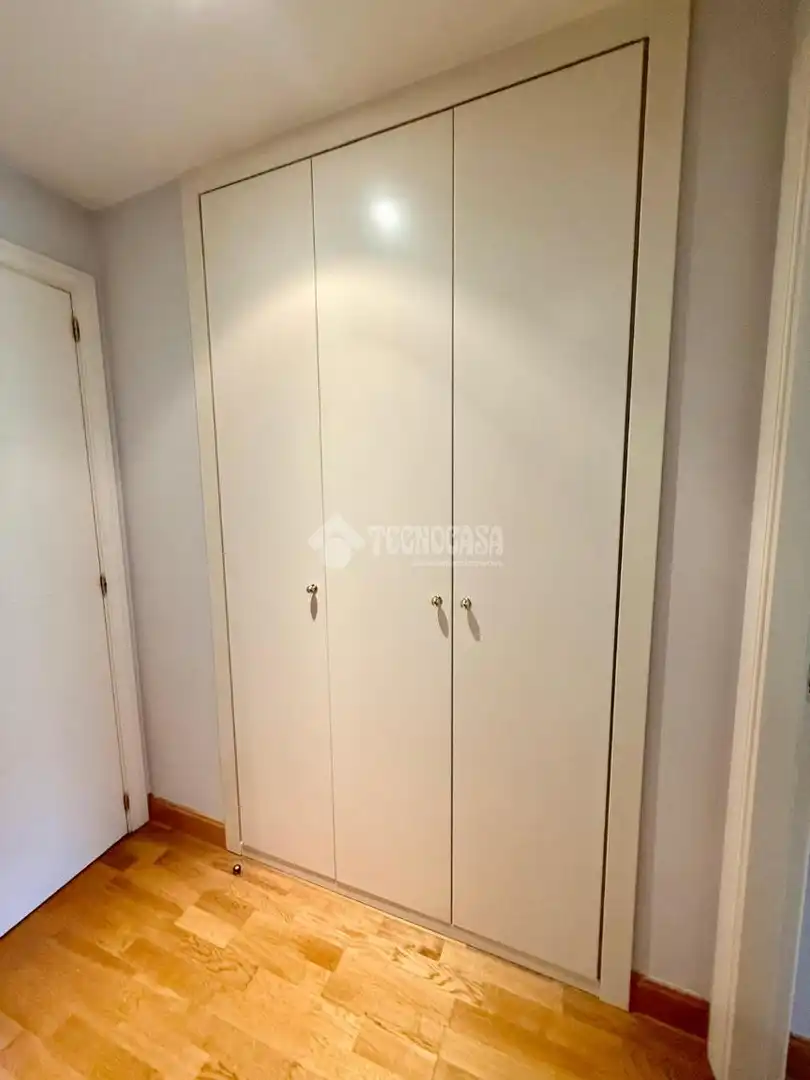 Dormitori de Pis en venda en Madrid amb Aire condicionat, Calefacció i Terrassa