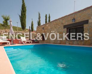 Schwimmbecken von Country house zum verkauf in Enguera mit Klimaanlage, Heizung und Privatgarten