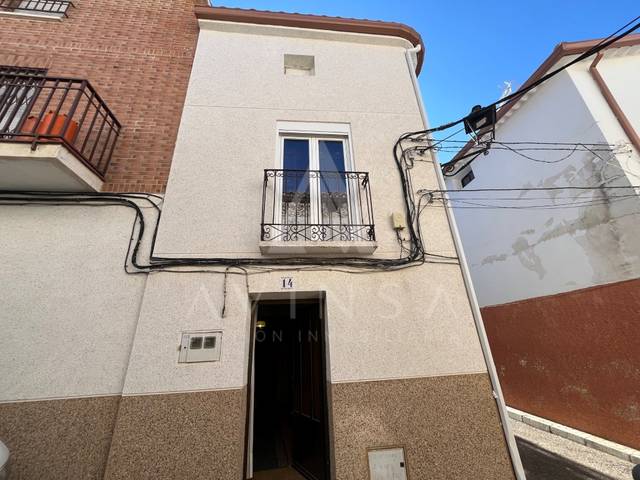 Casa-chalet en Venta en Calle Horno en Yebra