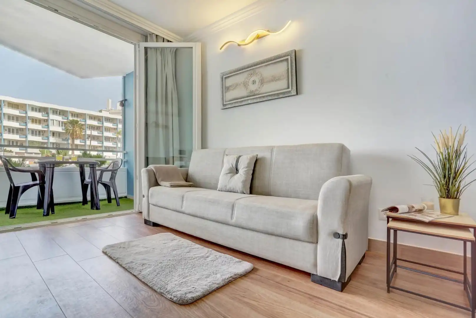 Living room of Study for rent in San Miguel de Abona  with Air Conditioner, Terrace and Furnished