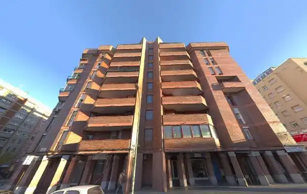Außenansicht von Wohnung zum Verkauf in Sabadell