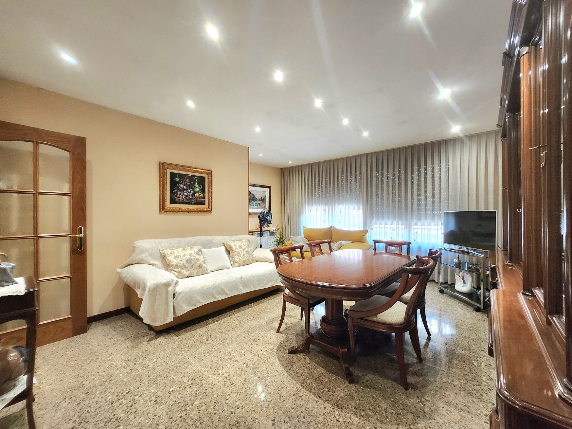 Living room of Single-family semi-detached for sale in Terrassa  with Heating, Terrace and Oven