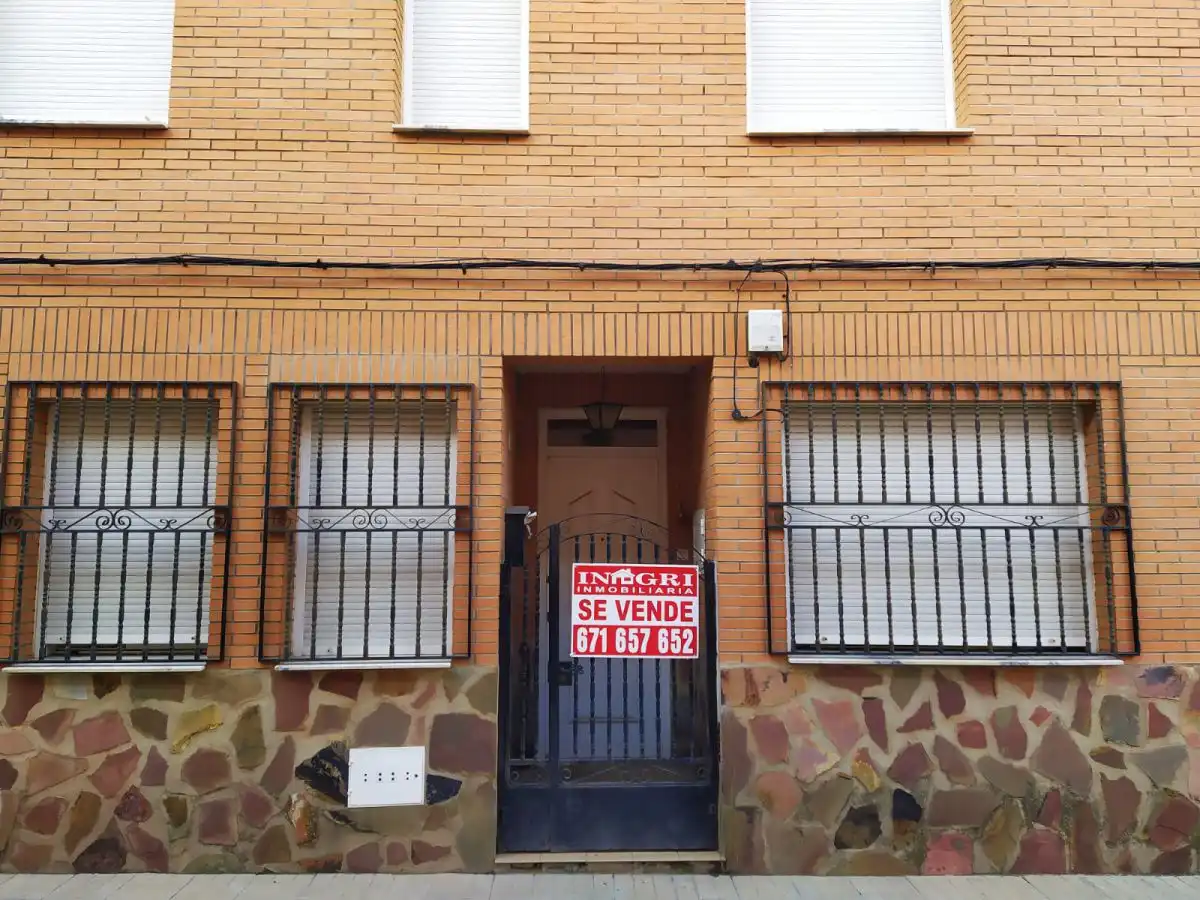 Adosado en venta en Piedrabuena, imagen 2