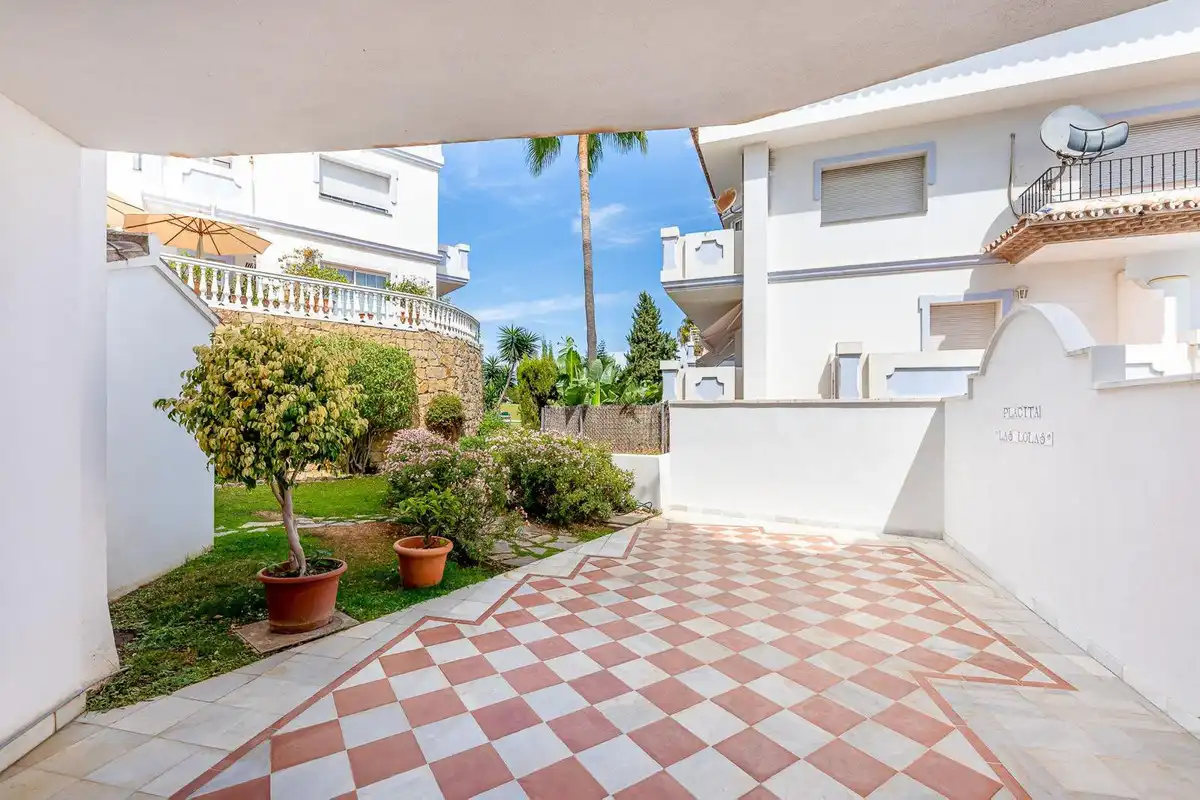 Garden of Flat for rent in Marbella  with Air Conditioner, Heating and Terrace
