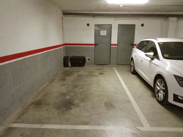 Einzelparkplatz mit Aufzug zum Verkauf in Avinguda Santa Clotilde 24
