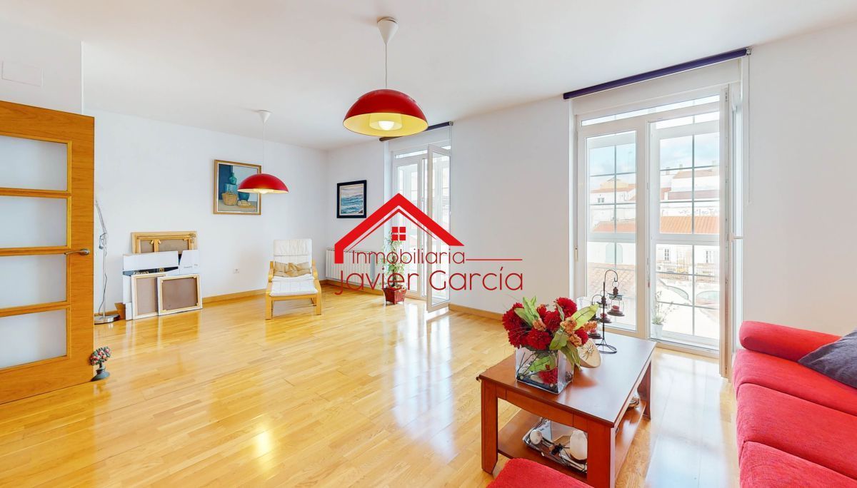 Living room of Flat for sale in Villafranca de los Barros  with Air Conditioner, Heating and Storage room