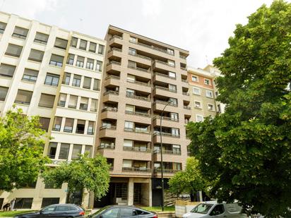 Exterior view of Flat for sale in  Zaragoza Capital  with Heating and Terrace