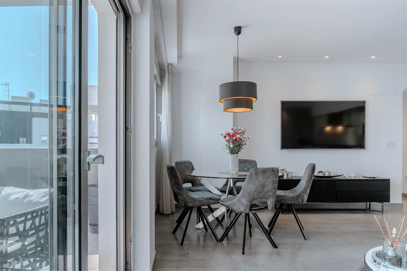 Menjador de Apartament en venda en Estepona