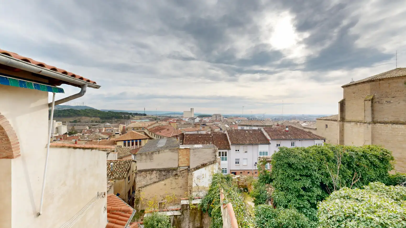 Exterior view of Houses for sale in Tafalla  with Heating, Parquet flooring and Terrace