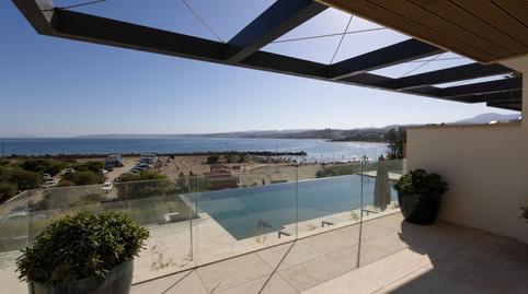 Foto 2 de Apartament en venda a Puerto de Estepona, Málaga