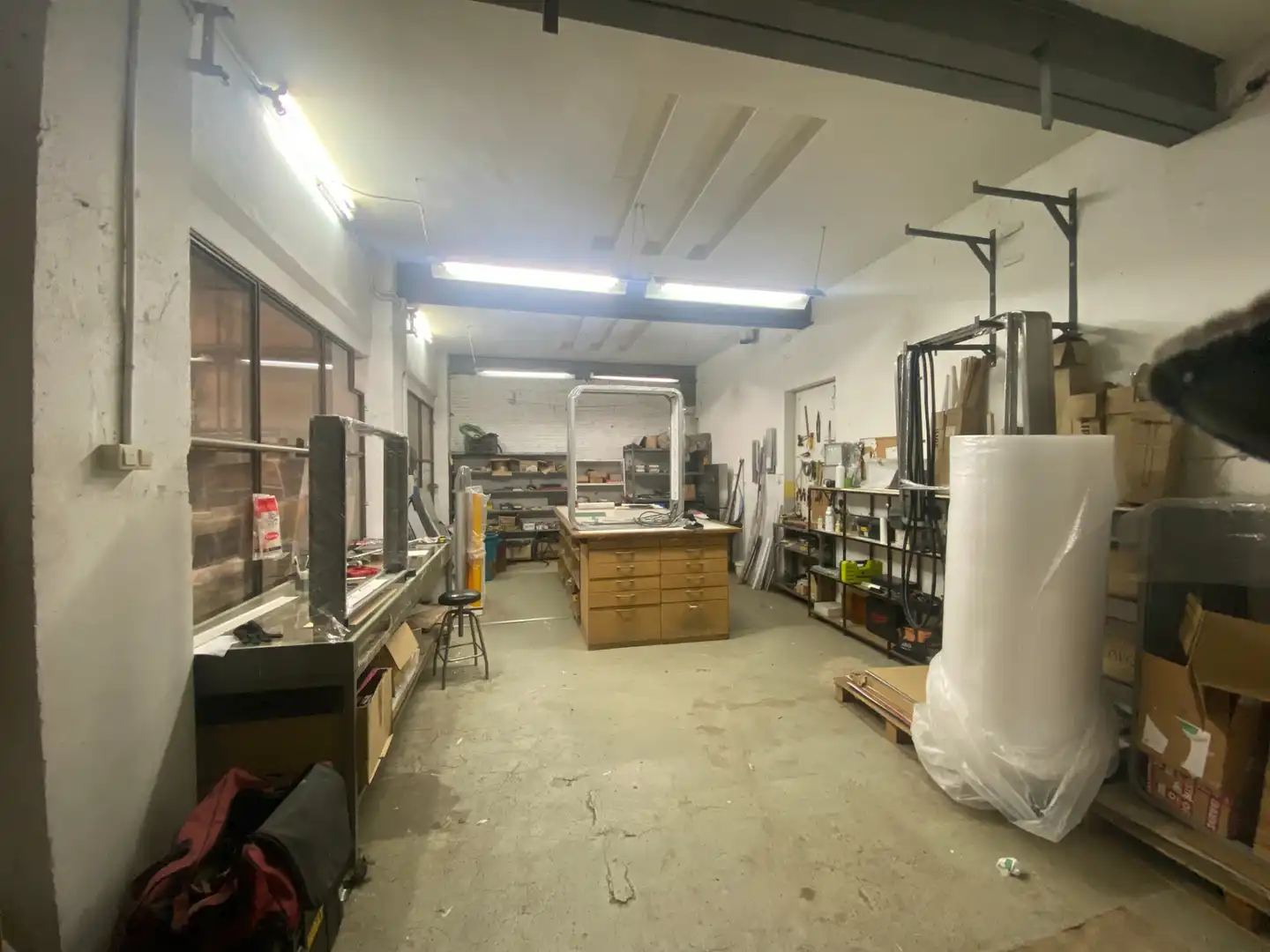 Nave industrial en venta en Cornellà de Llobregat con Calefacción y Alarma