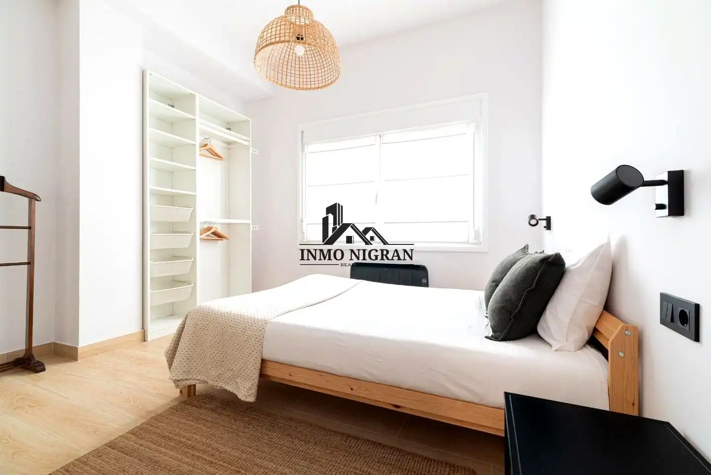 Habitación de Planta baja de alquiler en Nigrán con Amueblado y Piscina comunitaria