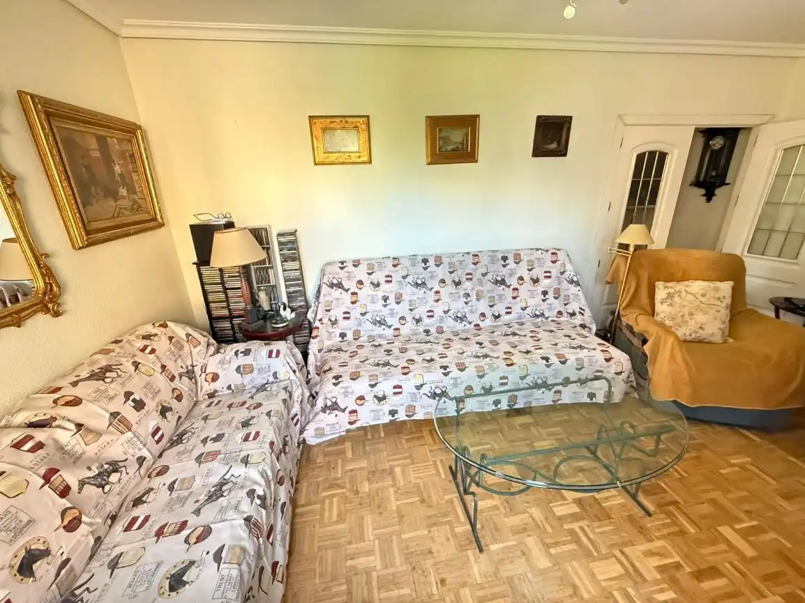 Sala de estar de Piso en venta en Madrid con Calefacción y Terraza