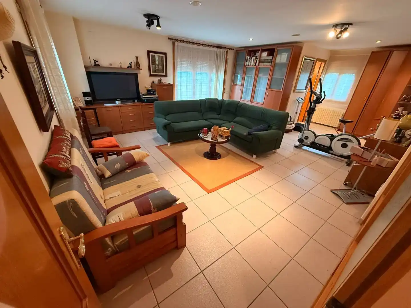 Sala d'estar de Casa o xalet en venda en Folgueroles amb Piscina i Balcó