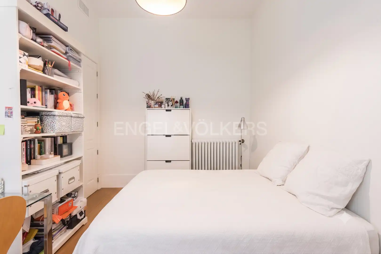 Bedroom of Flat for rent in Madrid  with Air Conditioner, Heating and Furnished