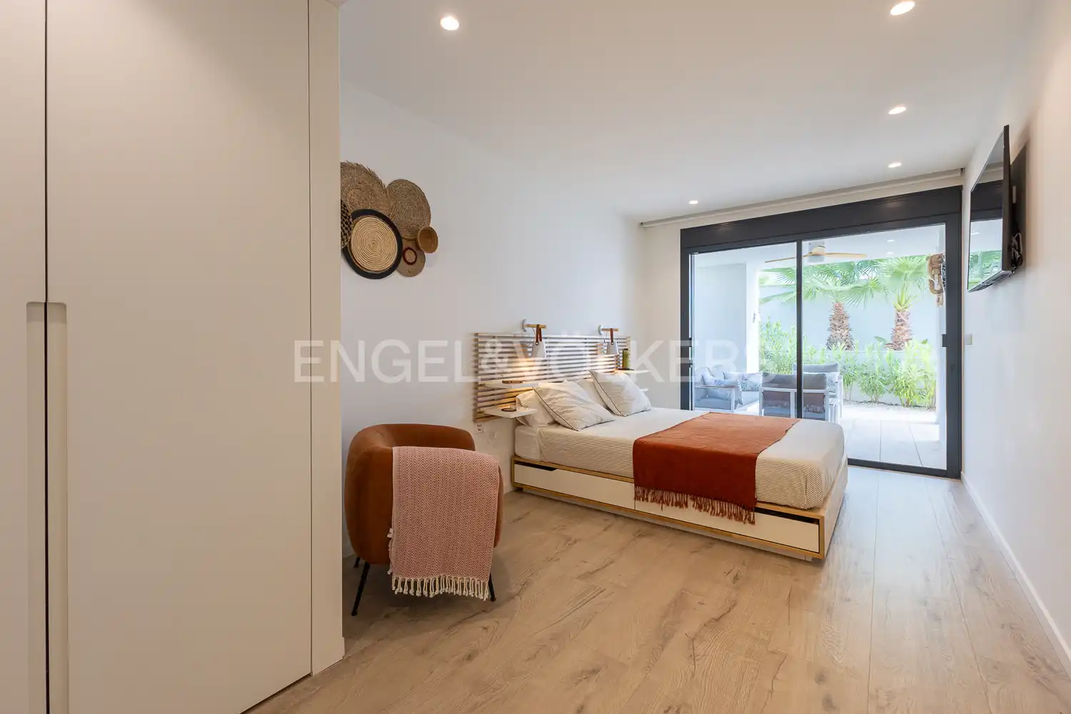 Bedroom of Flat for sale in Pedreguer  with Air Conditioner, Heating and Private garden