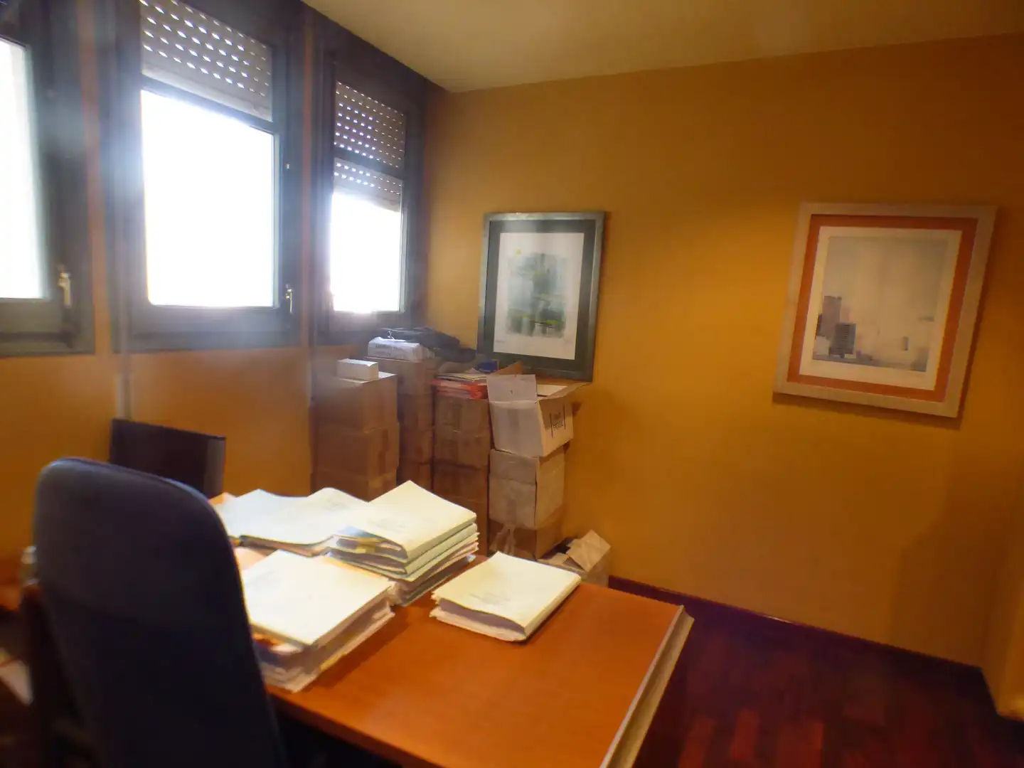 Office for sale in Girona  with Air Conditioner, Heating and Furnished