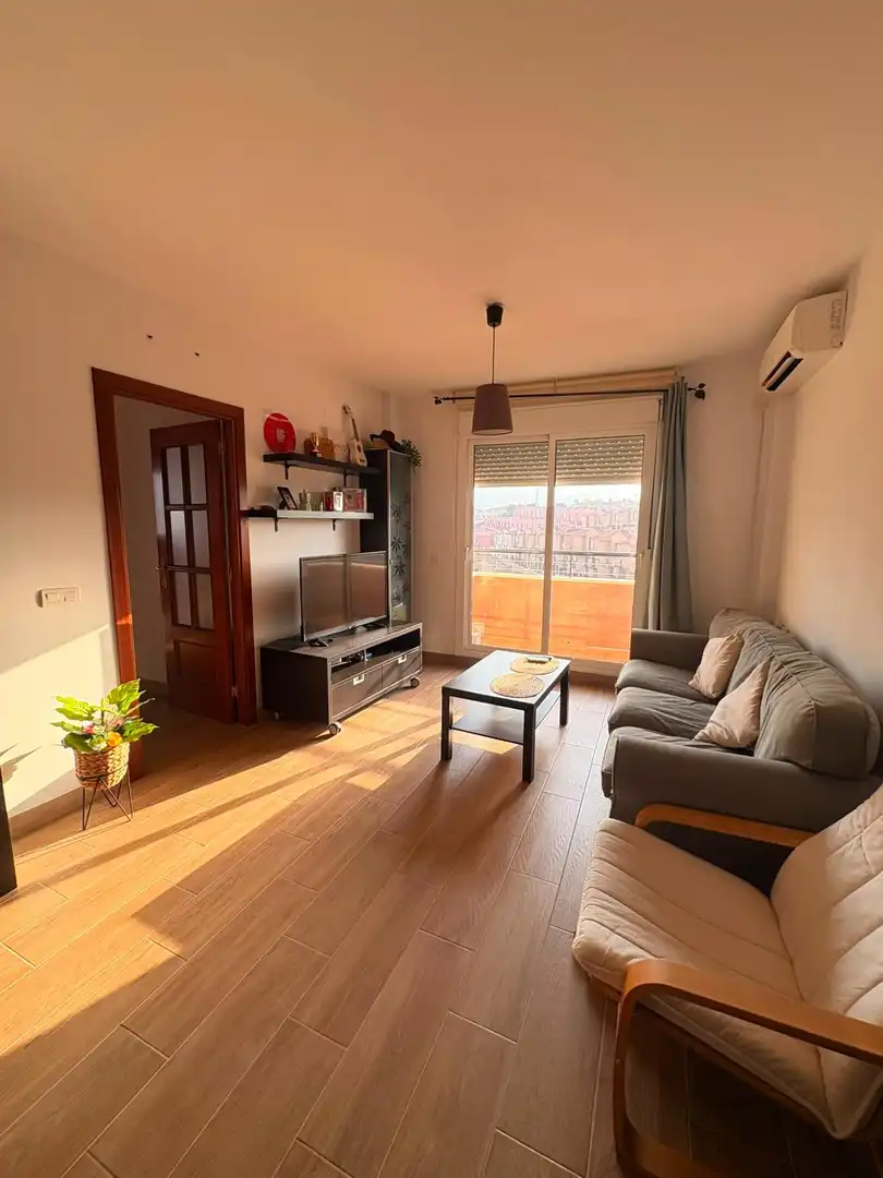 Sala de estar de Piso en venta en Algeciras con Terraza, Trastero y Balcón