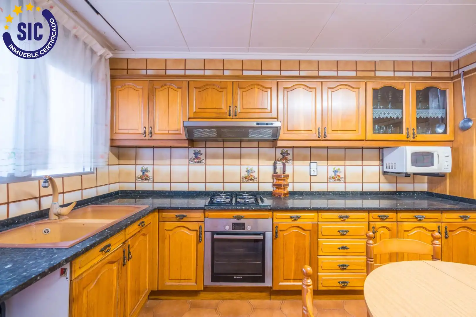 Cuina de Casa adosada en venda en Sagunto / Sagunt amb Terrassa