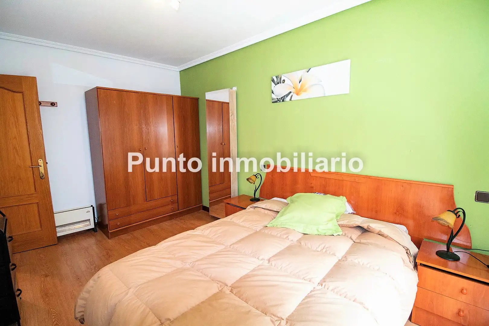 Flat with terrace to rent in Calle de Teresa Gil, imagen 9