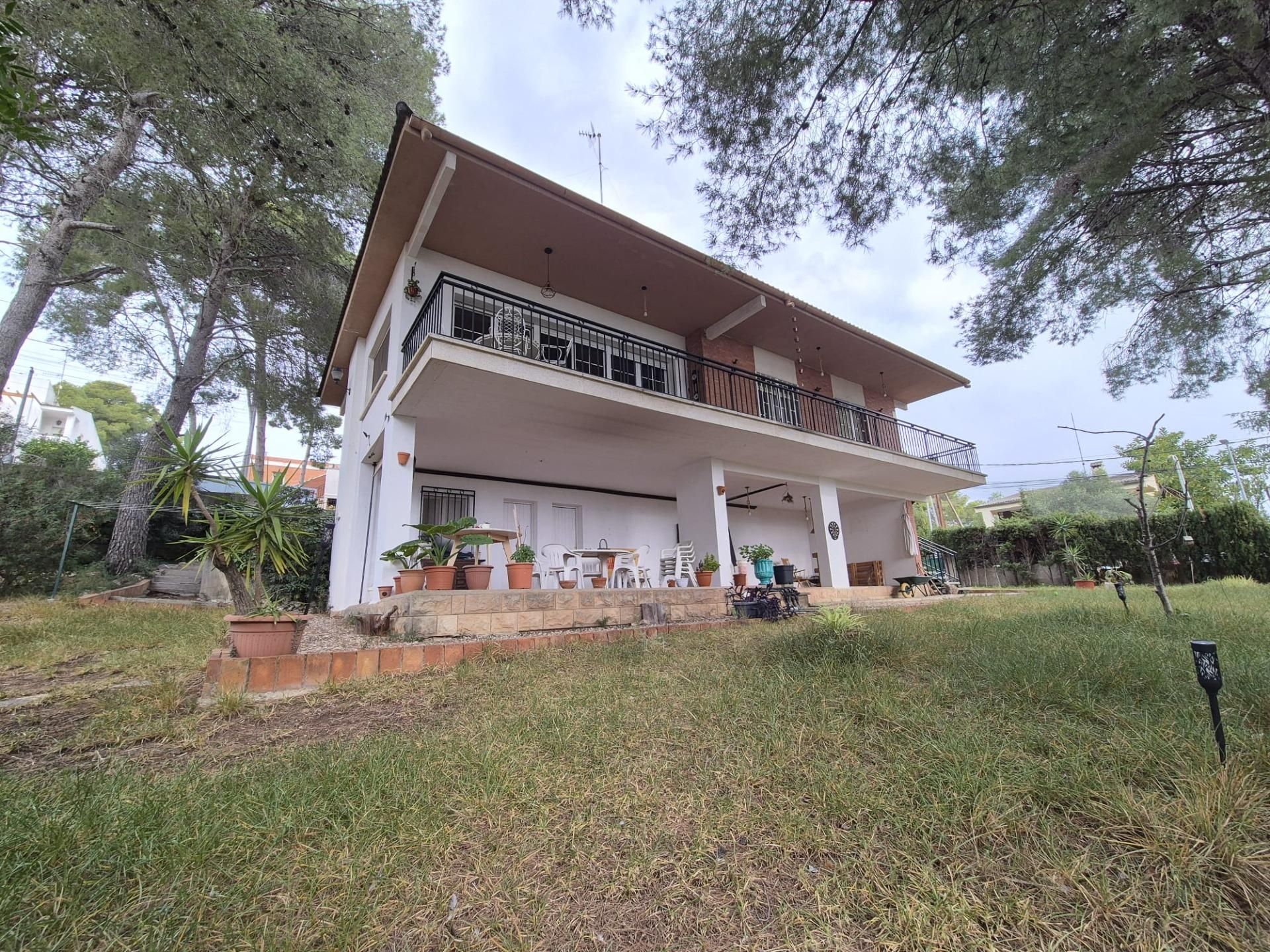 Exterior view of House or chalet for sale in Calafell  with Heating, Private garden and Terrace