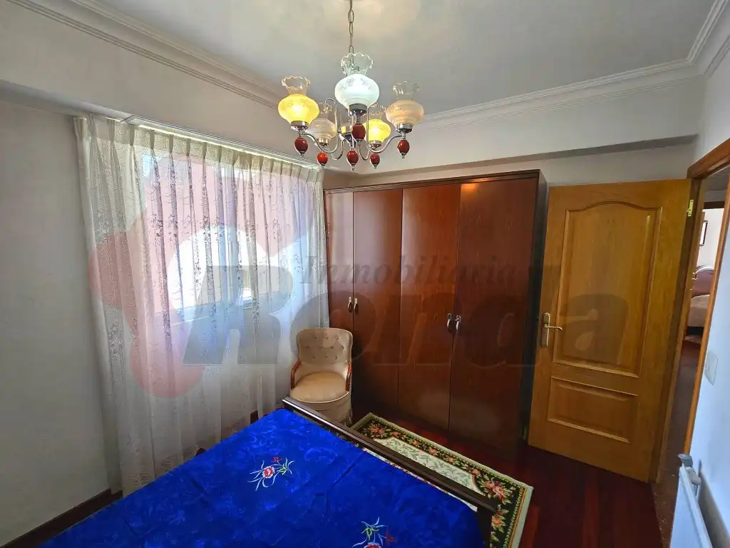 Bedroom of Flat for sale in Lugo