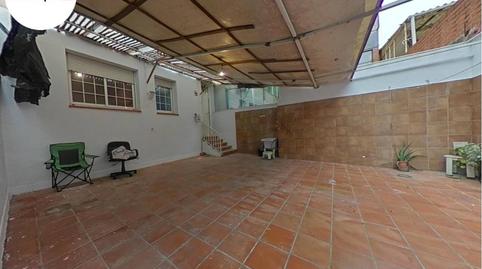 Foto 2 de Piso en venta en Les Arenes - La Grípia  Can Montllor, Barcelona