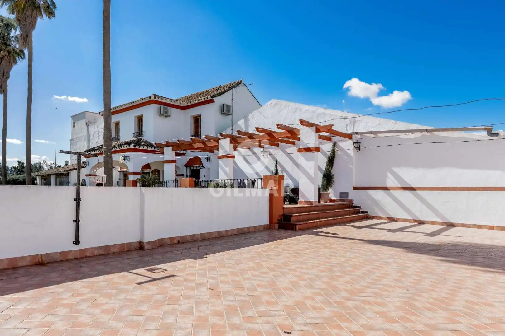 Exterior view of Houses for sale in Villamartín  with Heating, Private garden and Swimming Pool