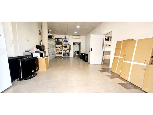 Local comercial en Alquiler en Calle Sureste en Las Torres de Cotillas