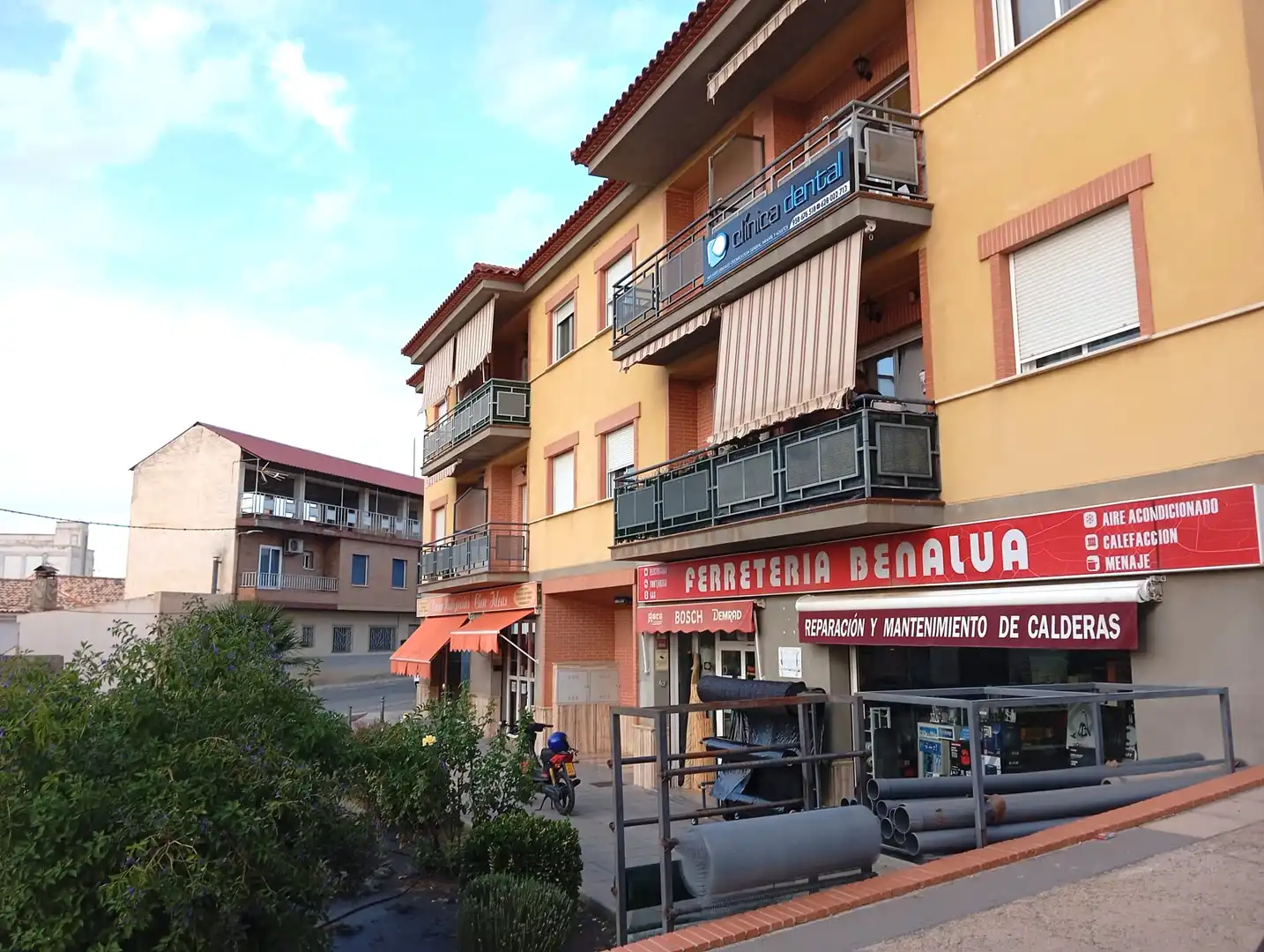 Vista exterior de Piso en venta en Benalúa