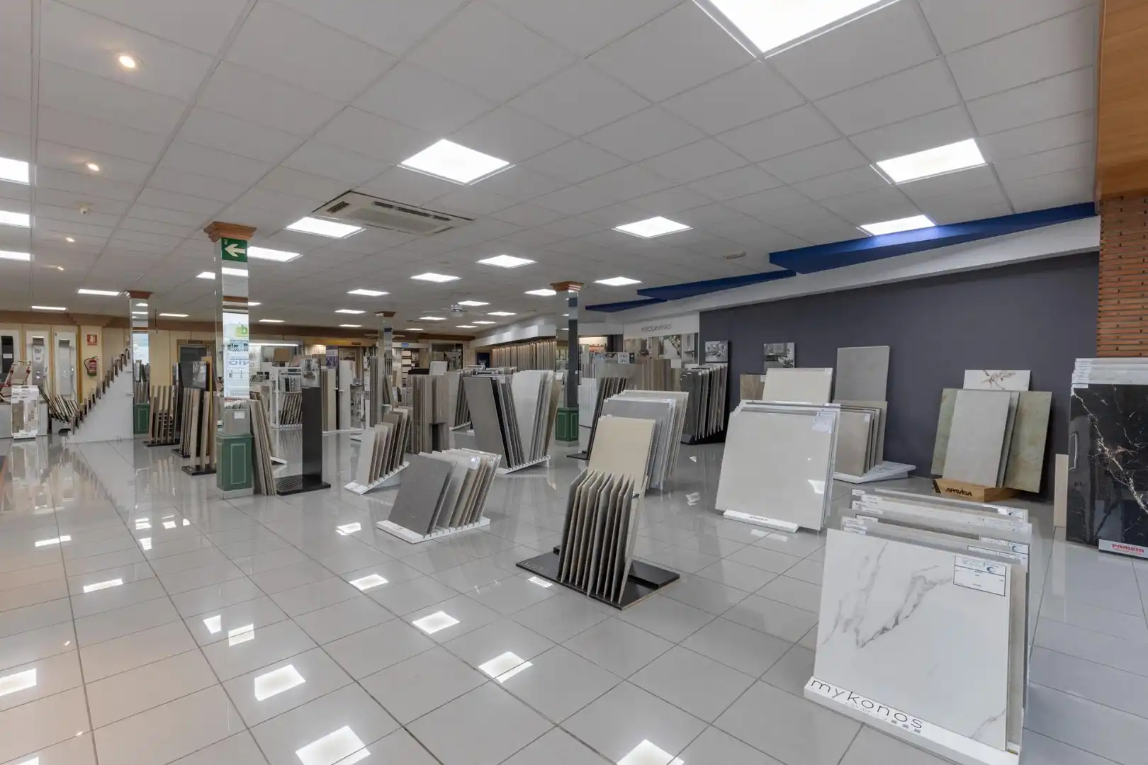 Nau industrial en venda en Santa Fe amb Calefacció