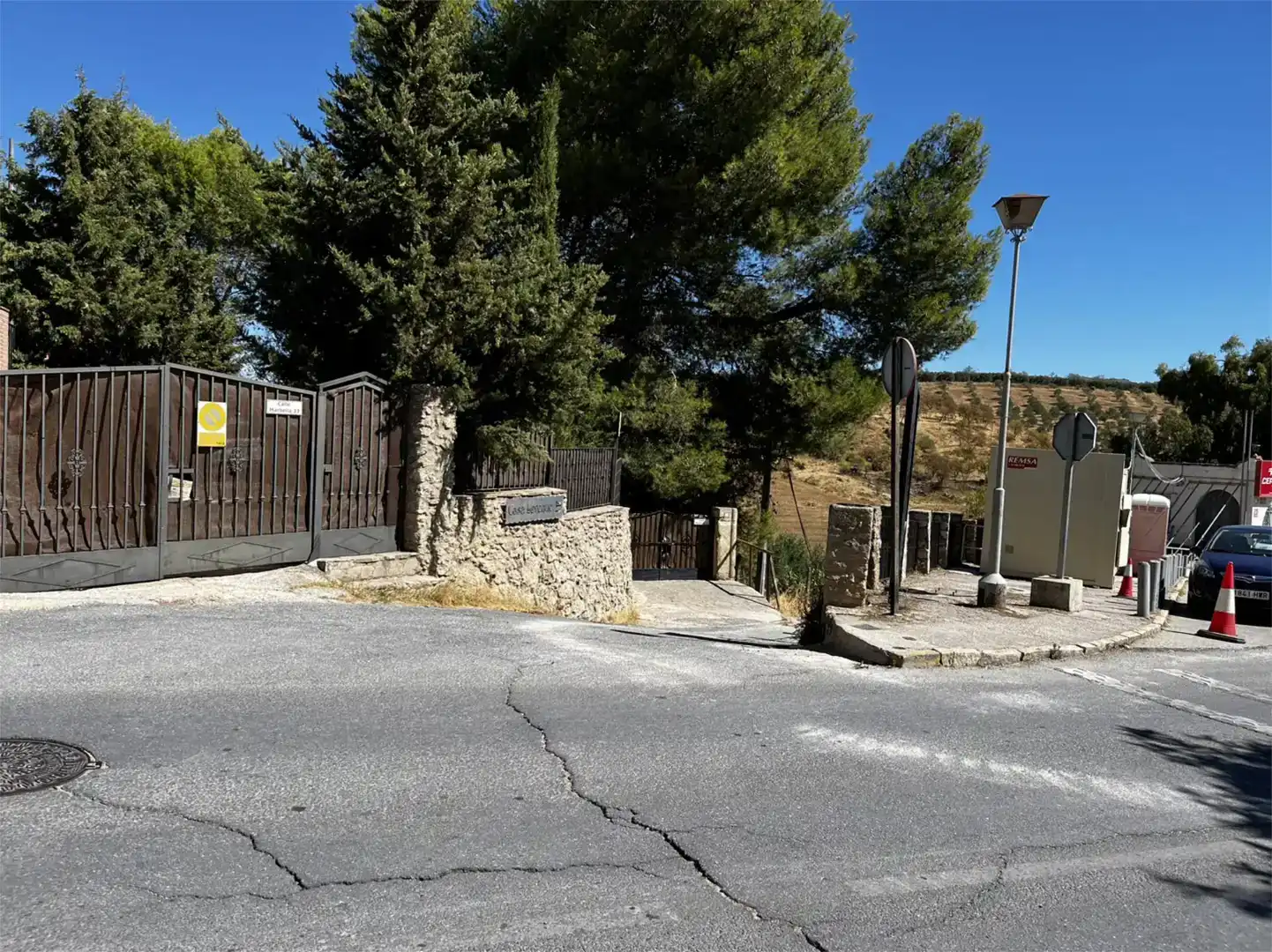Exterior view of Houses for sale in Ronda  with Air Conditioner, Swimming Pool and Balcony
