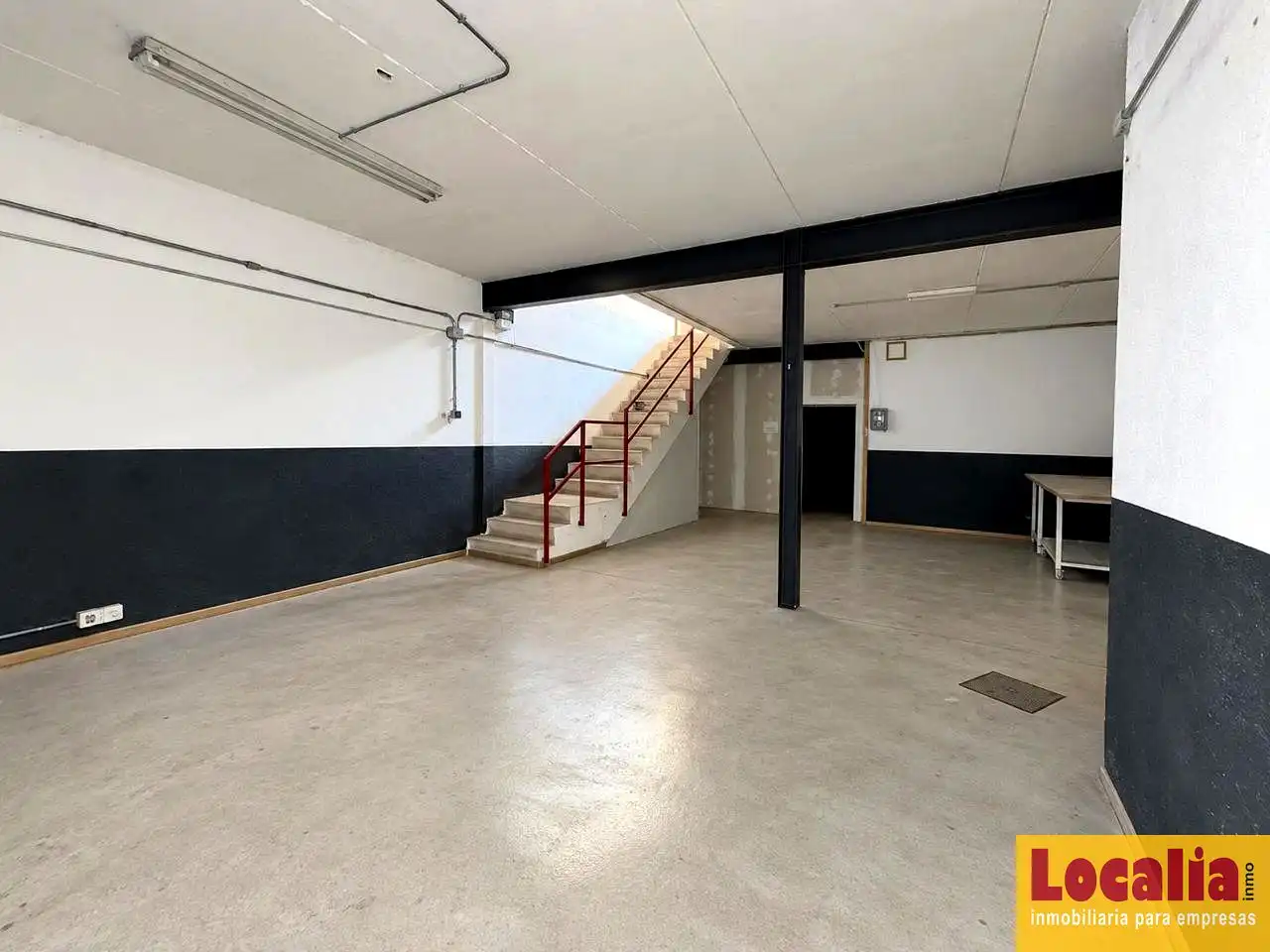Nave industrial en venta en Boadilla del Monte