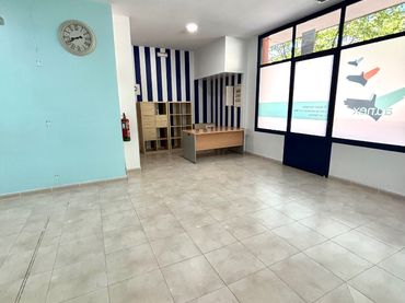 Local comercial en alquiler en Calle Doctor Rodríguez de la Fuente 13