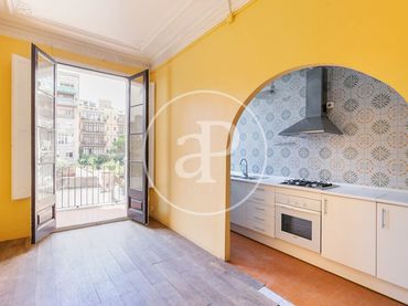 Wohnung mit Balkon zum Verkauf in Carrer de Mallorca