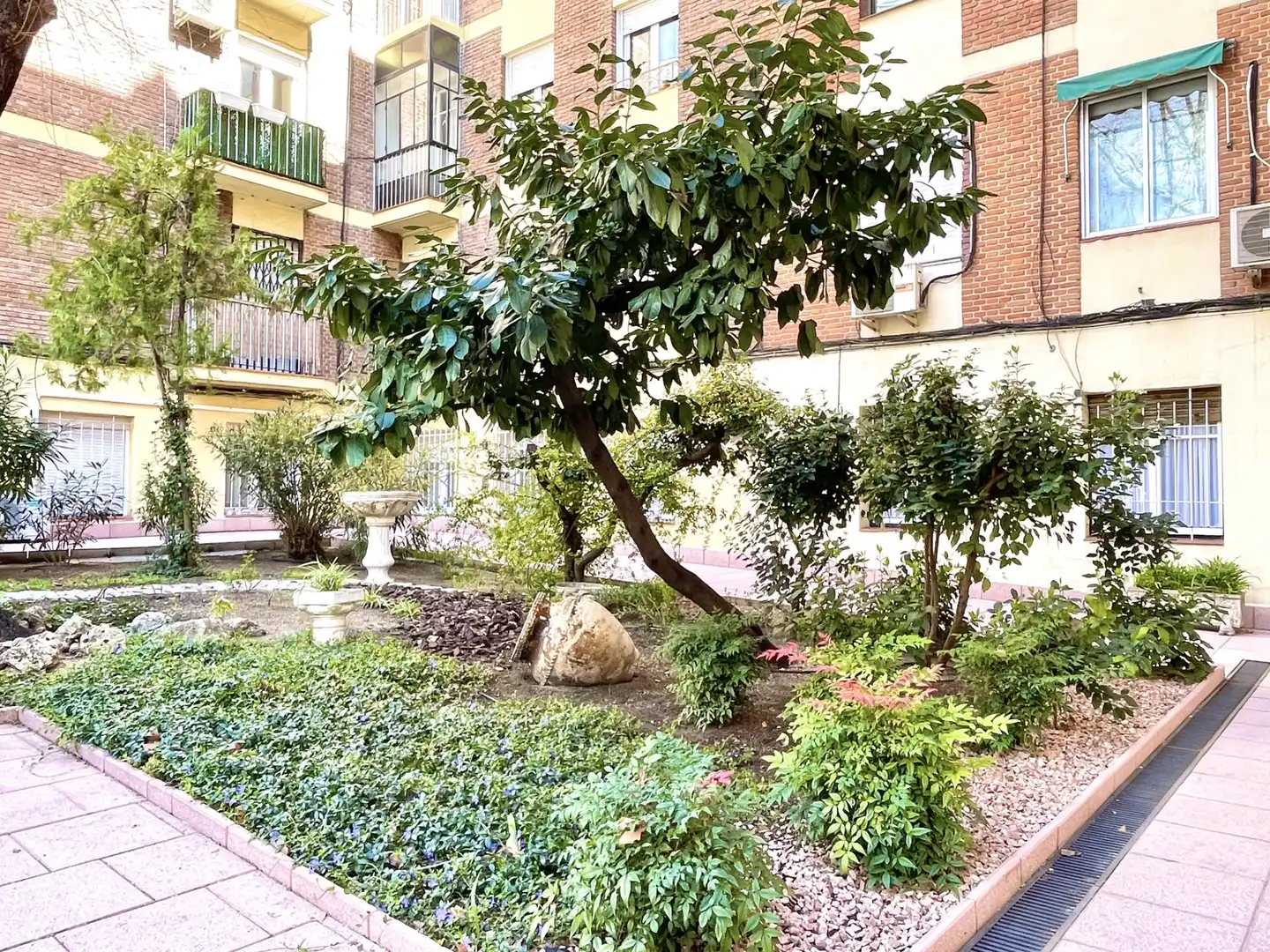 Garden of Flat for rent in Madrid  with Heating, Parquet flooring and Terrace