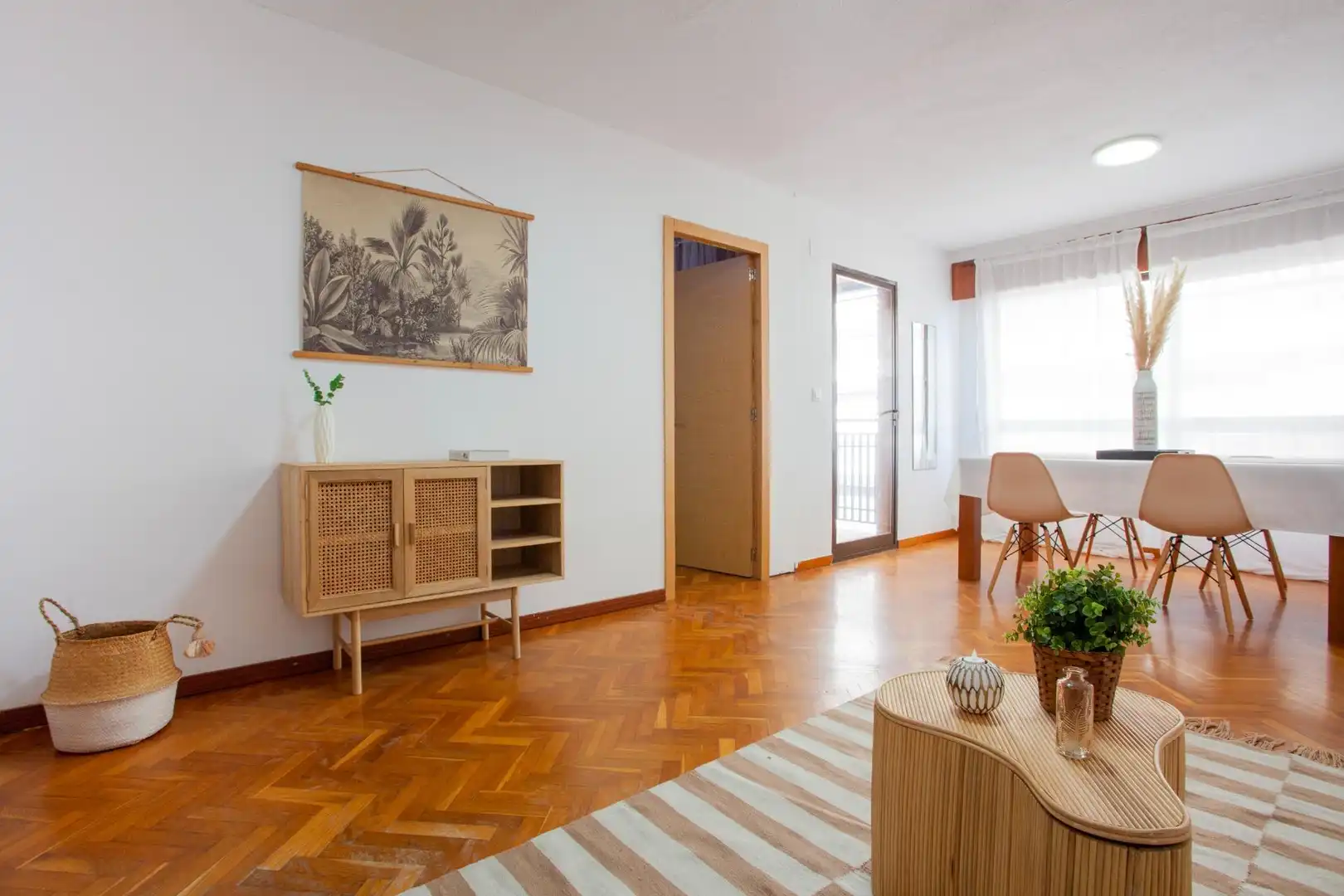 Sala de estar de Piso en venta en Alicante / Alacant con Parquet, Terraza y Balcón