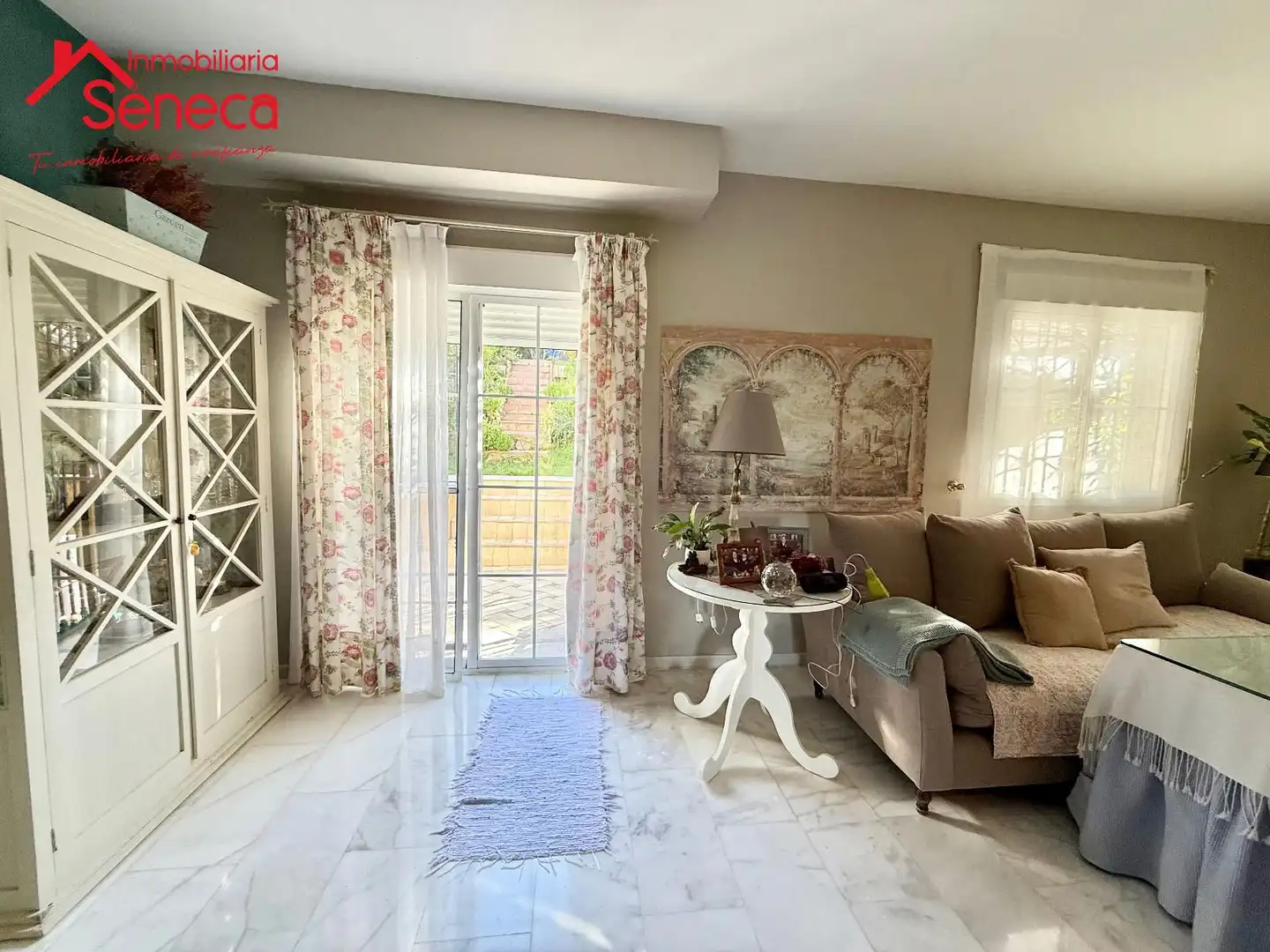 Sala d'estar de Casa o xalet en venda en Alcolea amb Aire condicionat, Calefacció i Terrassa