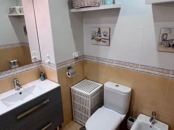 Baño de Piso en venta en Segovia Capital con Terraza y Balcón