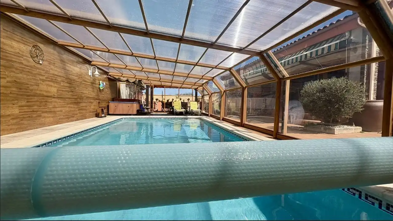 Piscina de Casa o xalet en venda en Valdepeñas amb Aire condicionat, Calefacció i Traster