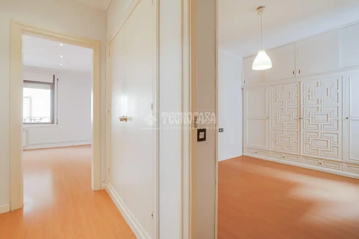 Piso en venta en Barcelona con Aire acondicionado, Calefacción y Trastero
