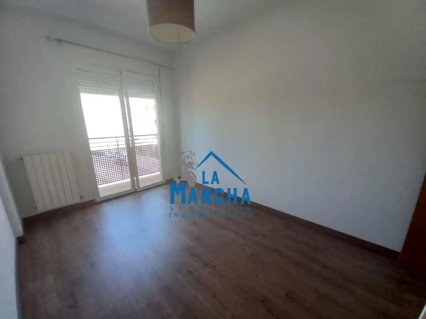 Habitación de Apartamento en venta en Albacete con Aire acondicionado, Calefacción y Trastero