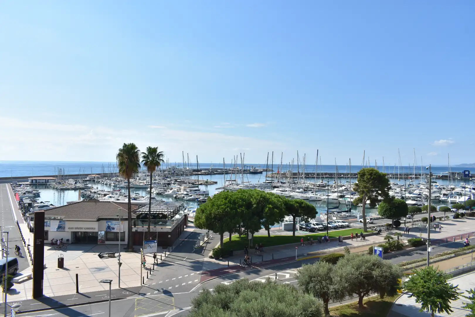 Vista exterior de Ático en venta en Cambrils con Aire acondicionado, Calefacción y Terraza
