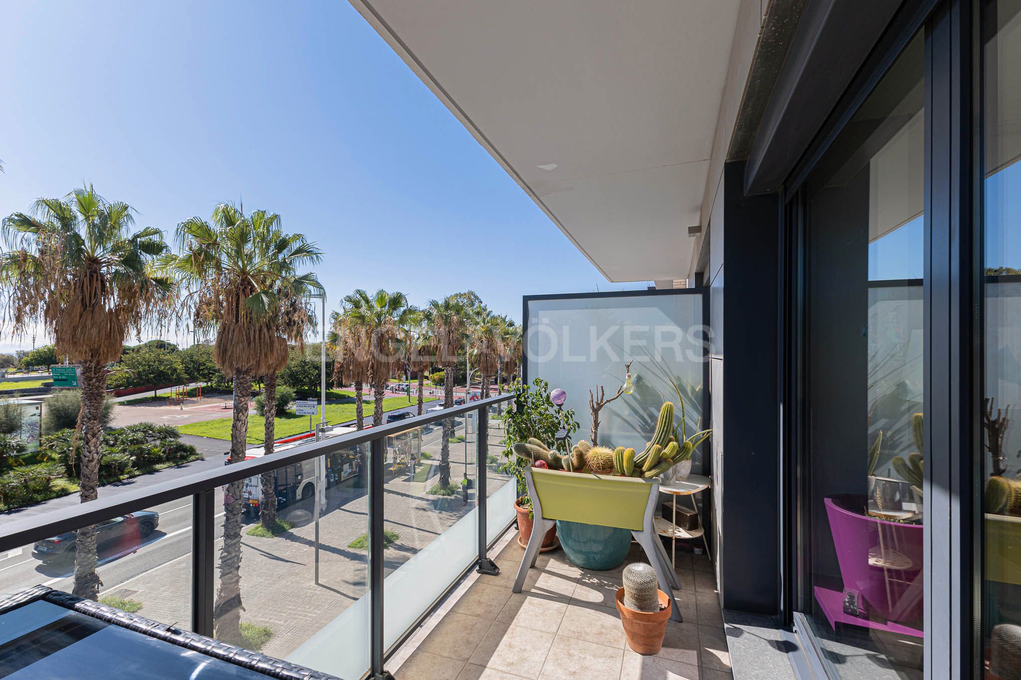 Vista exterior de Apartament en venda en  Barcelona Capital amb Aire condicionat, Calefacció i Piscina
