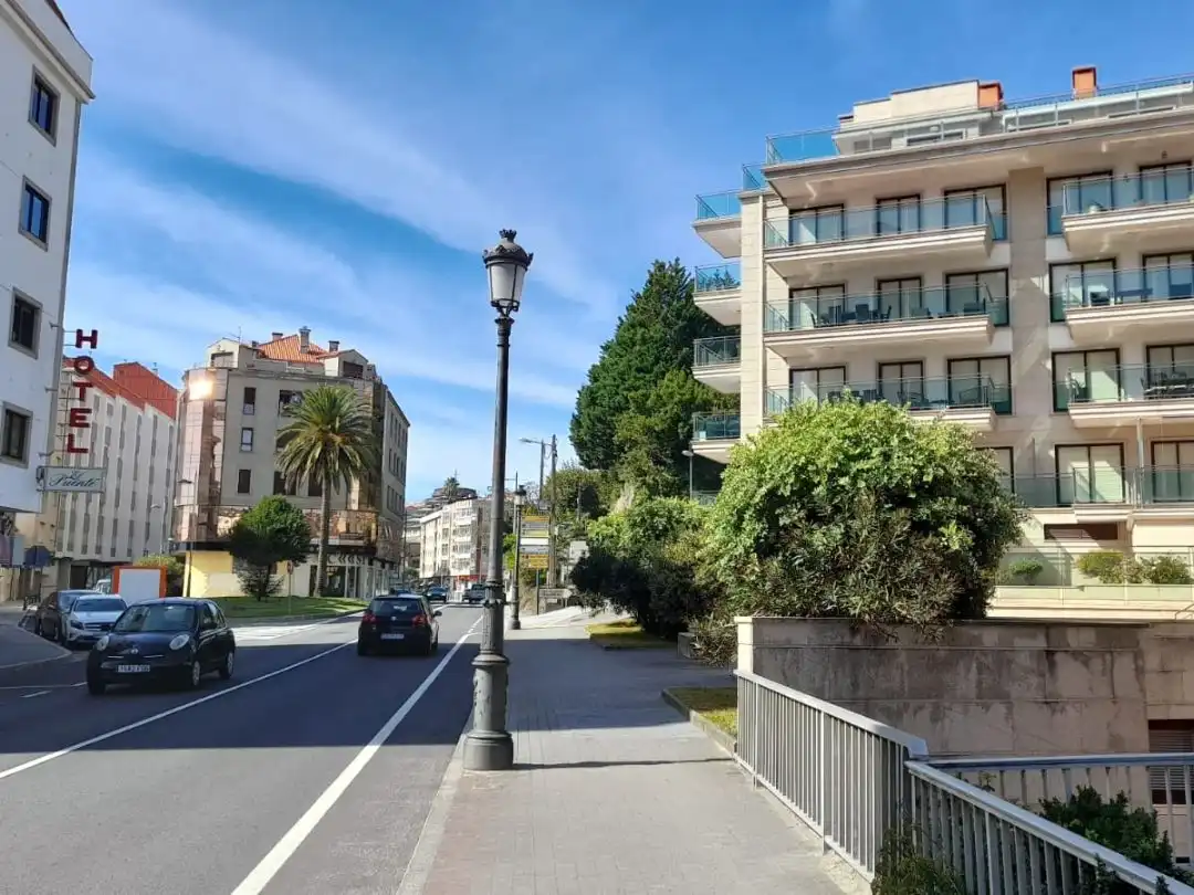 Außenansicht von Garage zur Miete in Sanxenxo mit Alarm