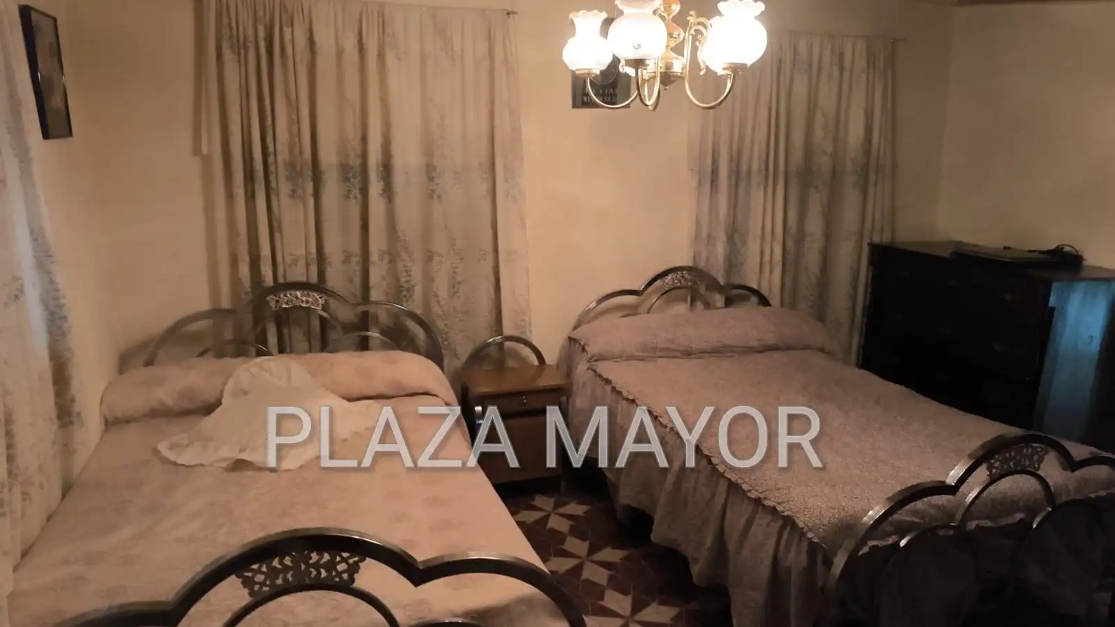 Houses for sale in Zarapicos  with Furnished